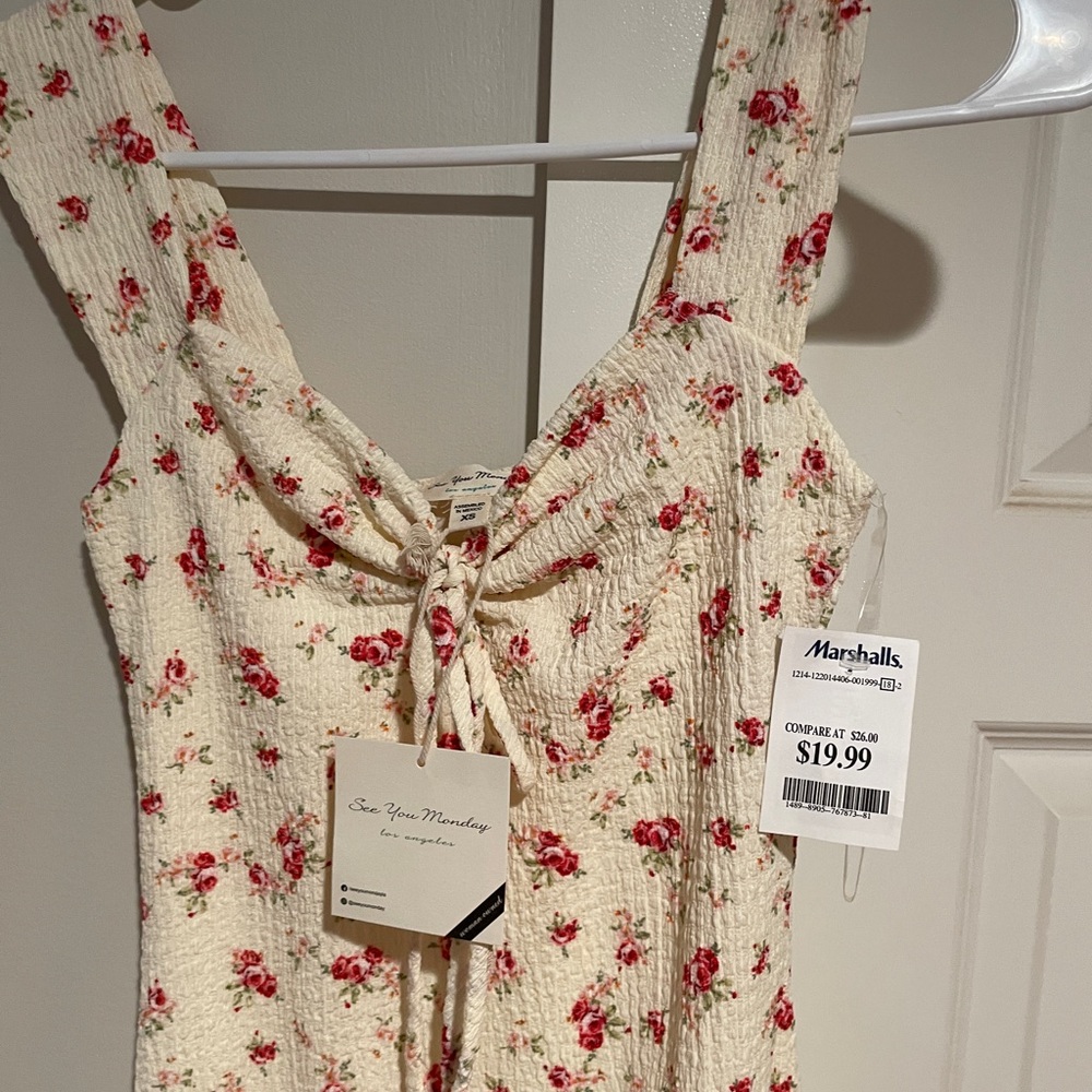 See You Monday Cream Floral Maxi Dress - XS NWT - Picture 2 of 3